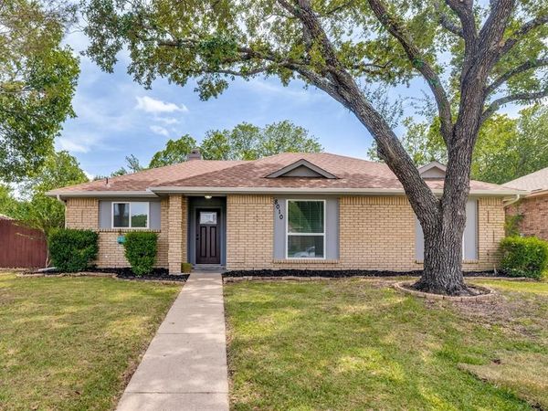 8010 Meadowlark Lane , Rowlett, TX 75088