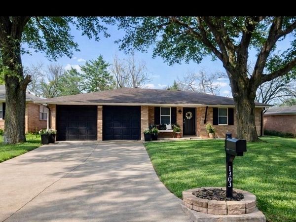 1303 Lafayette Drive , Denison, TX 75020