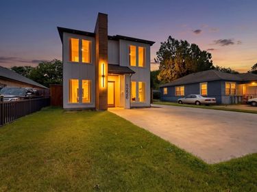 1226 S Ewing Avenue, Dallas, TX 75216