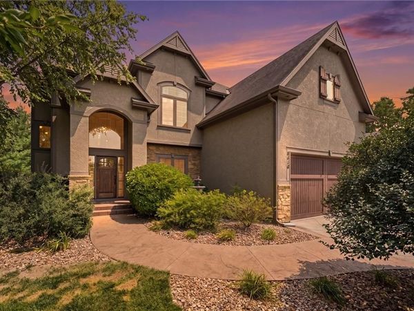 9415 N Kensington Avenue, Kansas City, MO 64156