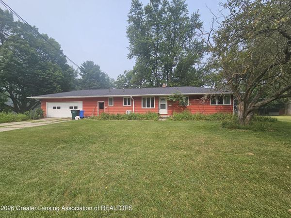 3116 Manley Drive, Lansing, MI 48910