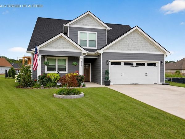 307 Willow Grove Court , Ringgold, GA 30736