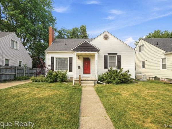 2015 Gold Avenue, Flint, MI 48503
