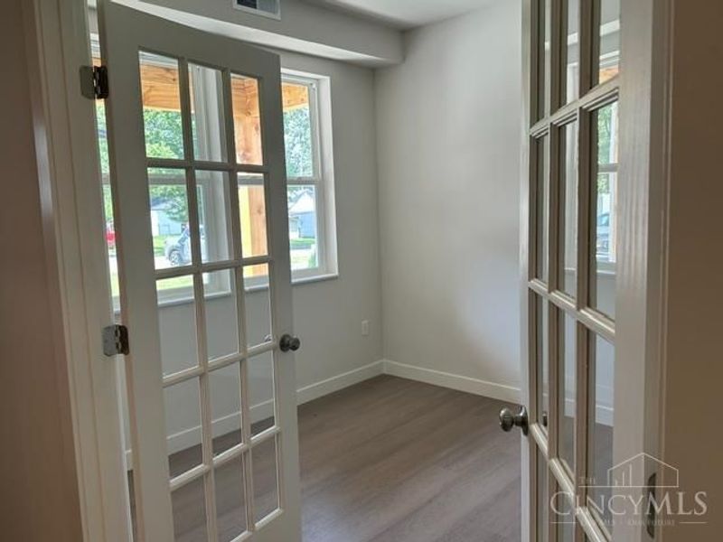 339 Ruth Street, Loveland, OH 45140 Photo 2