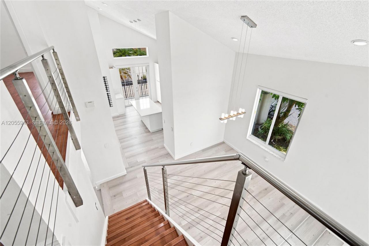 1457 NW 159th Ln , Pembroke Pines, FL 33028 Photo