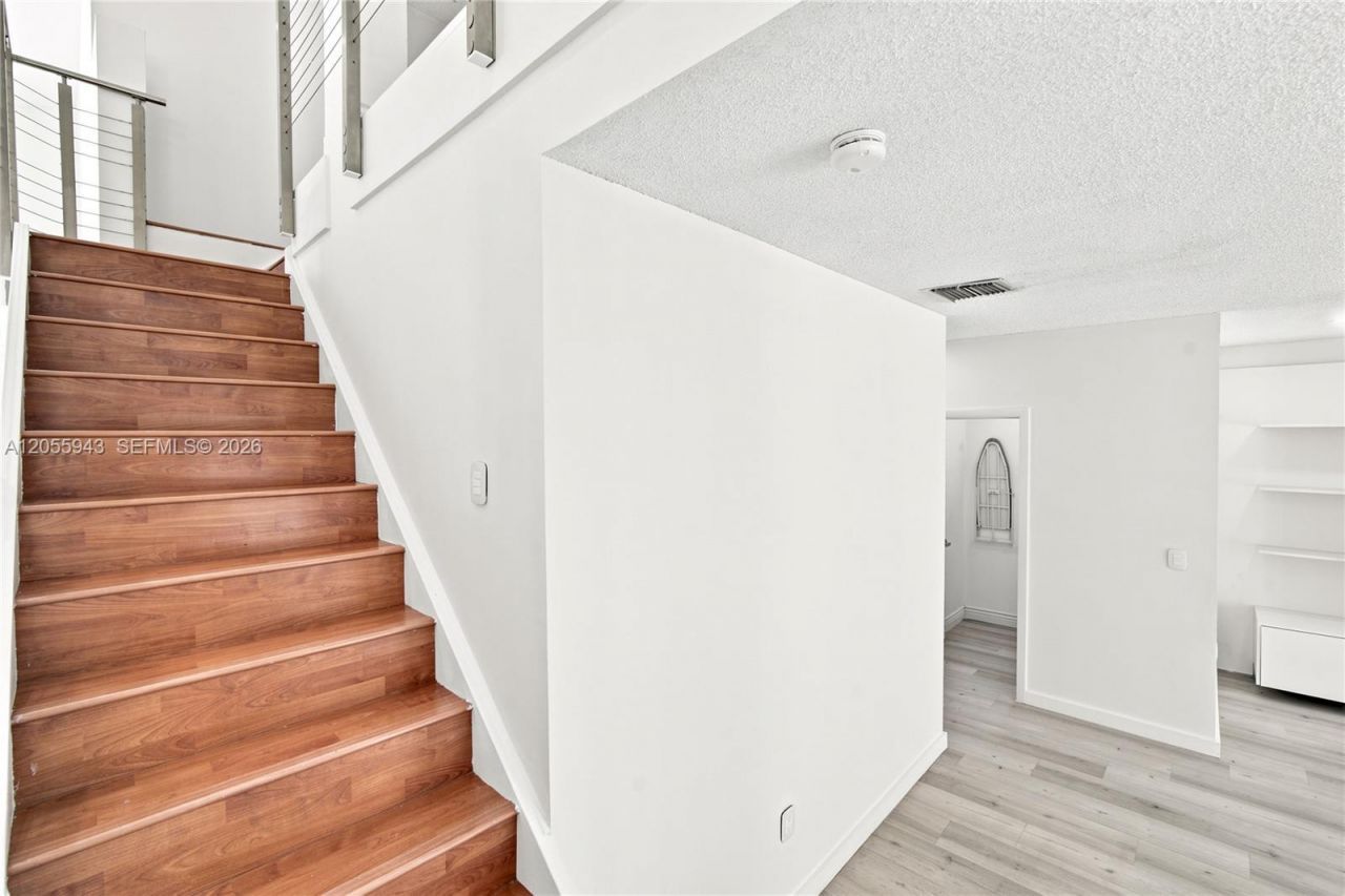 1457 NW 159th Ln , Pembroke Pines, FL 33028 Photo