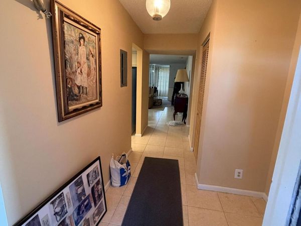 7640 NW 18TH Street, Unit 104, Margate, FL 33063
