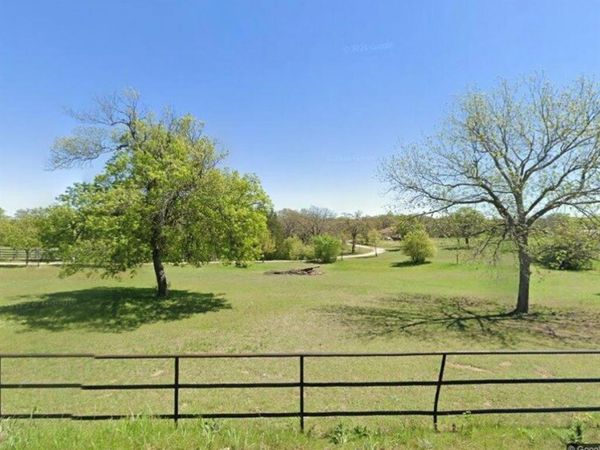 904 W Old Garner Road, Weatherford, TX 76088