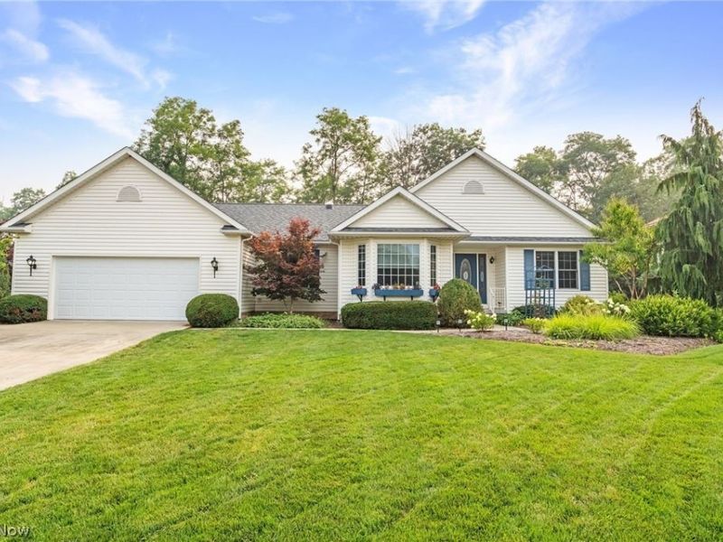 1000 Park Village Drive, Louisville, OH 44641 Photo 2
