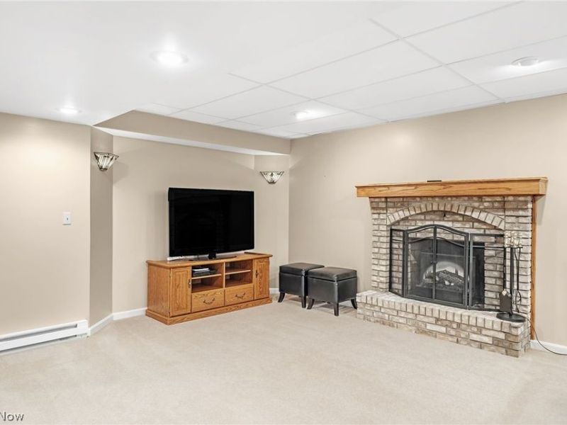 1000 Park Village Drive, Louisville, OH 44641 Photo 29