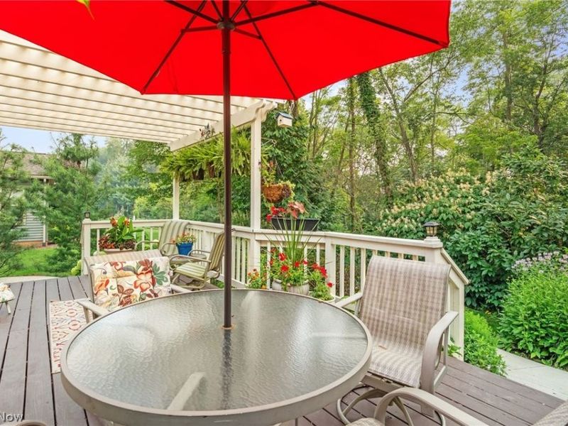 1000 Park Village Drive, Louisville, OH 44641 Photo 6
