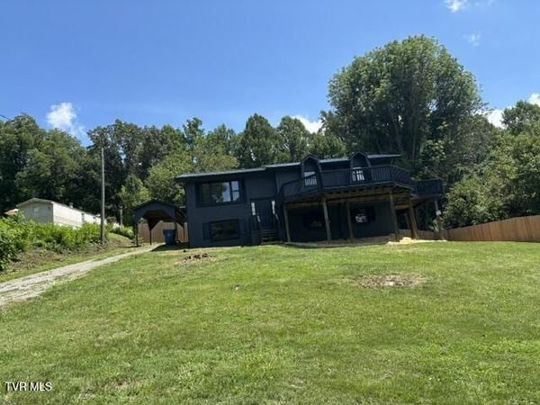 371 Jonesboro Drive, Bluff City, TN 37618