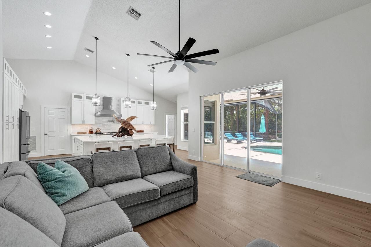 4209 180th Avenue N, Loxahatchee, FL 33470 Photo