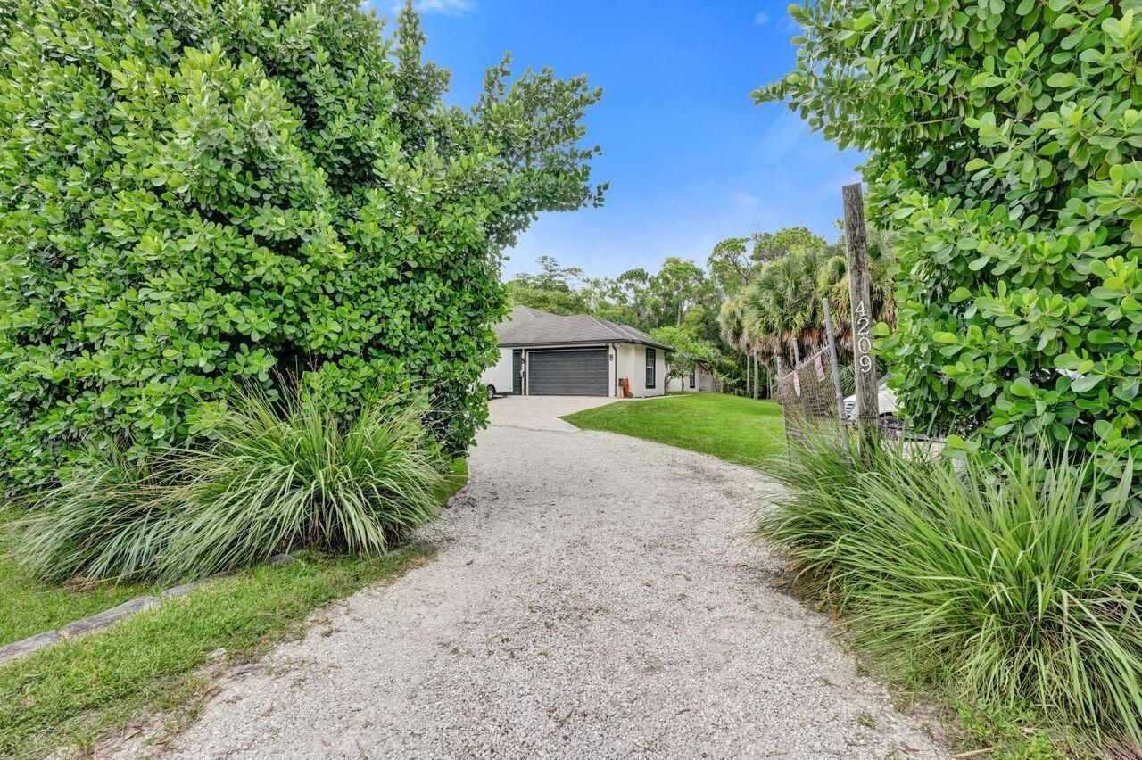 4209 180th Avenue N, Loxahatchee, FL 33470 Photo