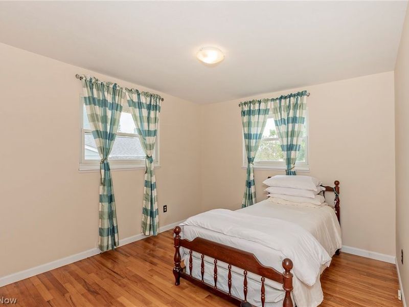 1300 Giesse Drive, Mayfield Heights, OH 44124 Photo 28