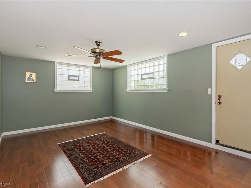 1300 Giesse Drive, Mayfield Heights, OH 44124 Photo 31