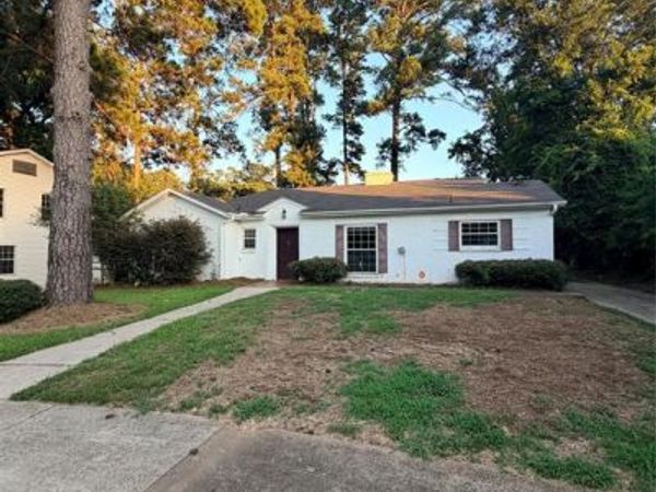 705 Pierremont Road, Shreveport, LA 71106
