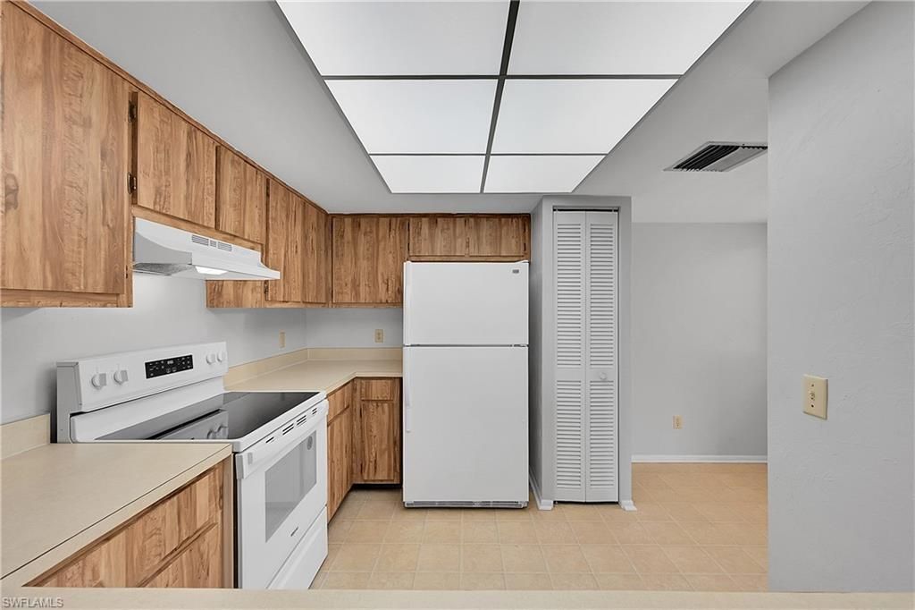 8474 Charter Club Cir , Unit 13, Fort Myers, FL 33919 Photo