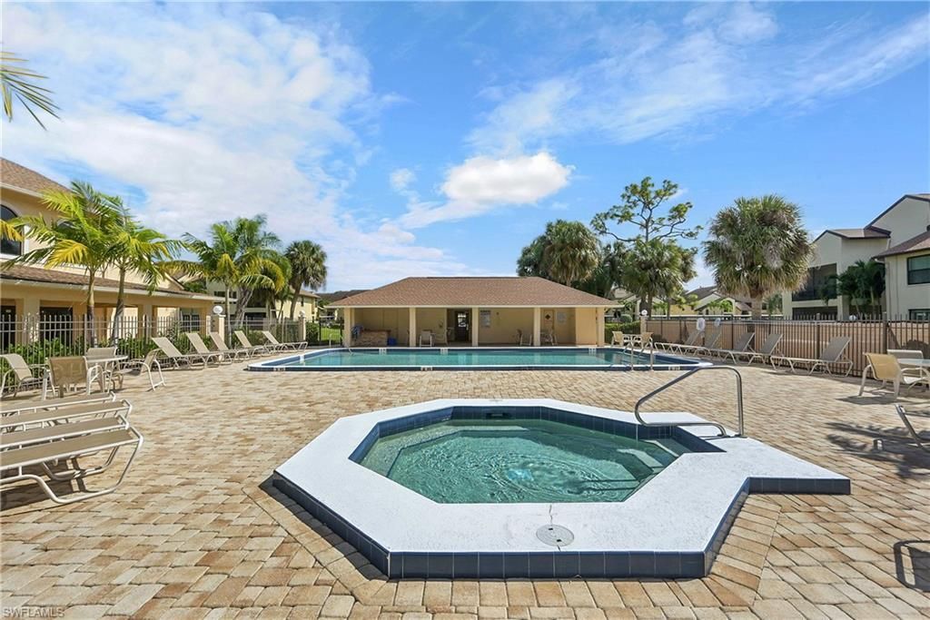 8474 Charter Club Cir , Unit 13, Fort Myers, FL 33919 Photo