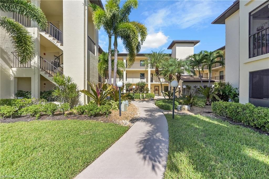 8474 Charter Club Cir , Unit 13, Fort Myers, FL 33919 Photo