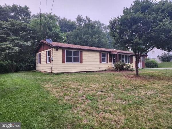 22 W GRANDVIEW AVENUE , MERCERSBURG, PA 17236