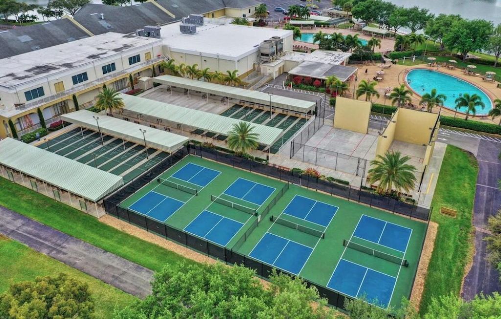 361 Windsor P, West Palm Beach, FL 33417 Photo