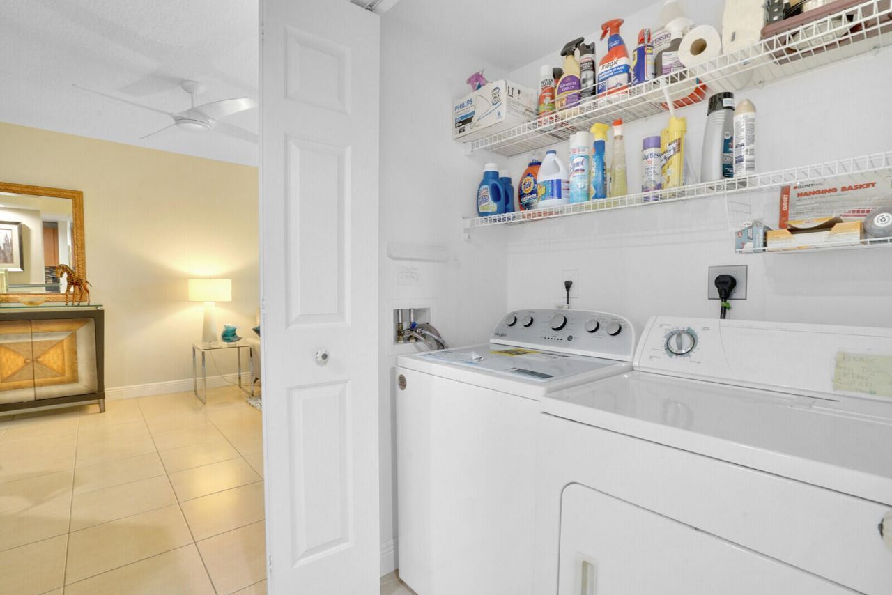 610 Clematis Street, Unit 401, West Palm Beach, FL 33401 Photo