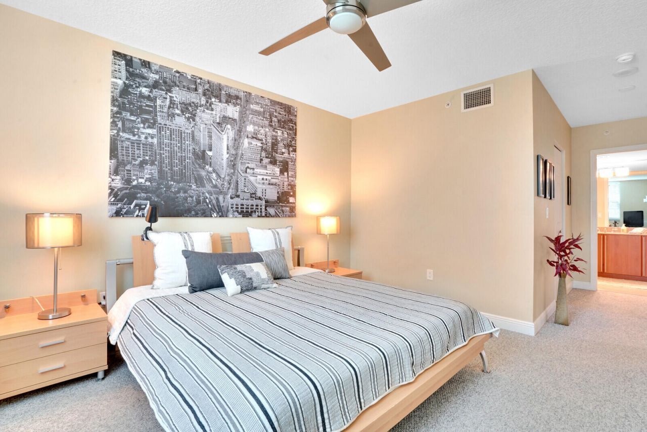 610 Clematis Street, Unit 401, West Palm Beach, FL 33401 Photo