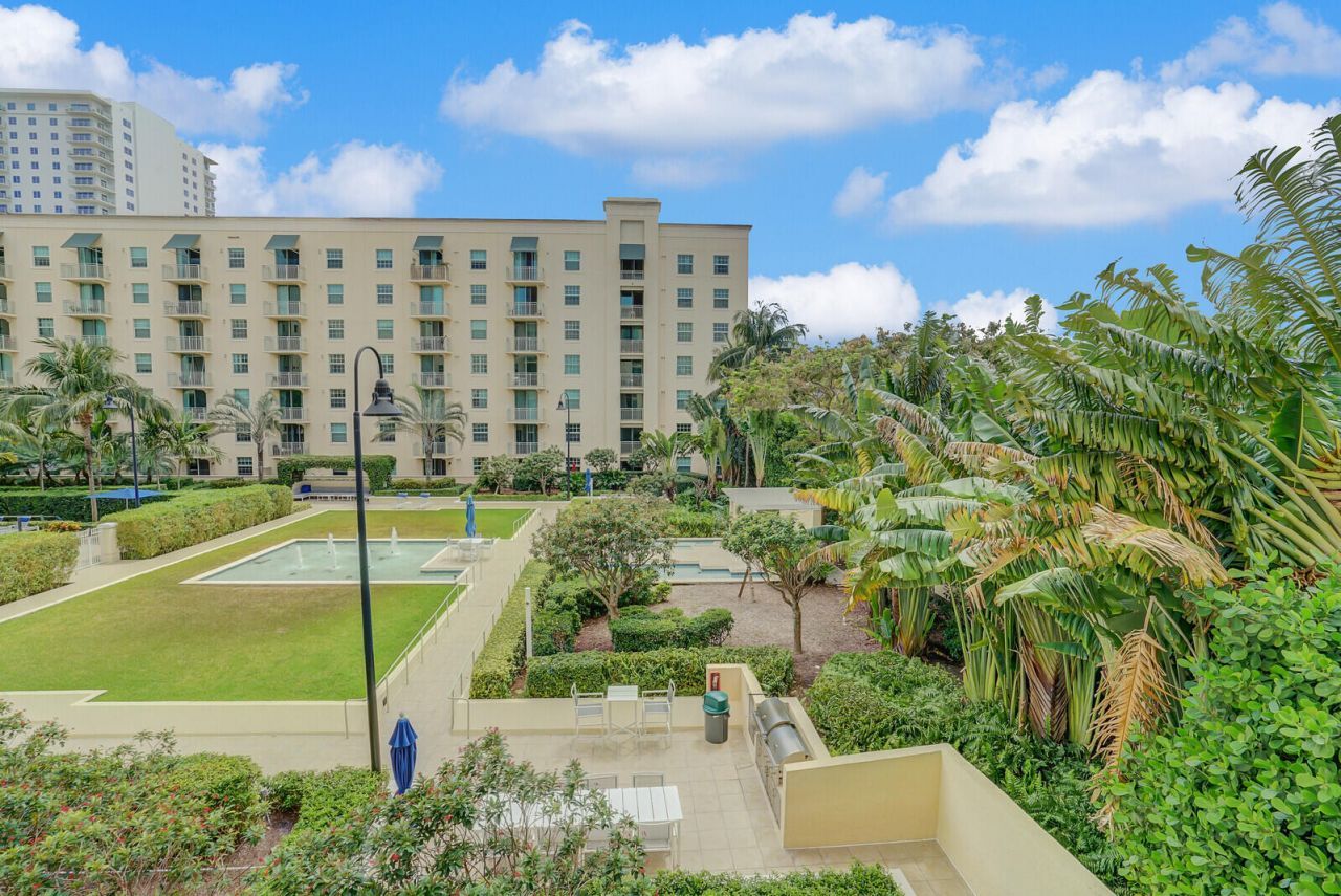610 Clematis Street, Unit 401, West Palm Beach, FL 33401 Photo