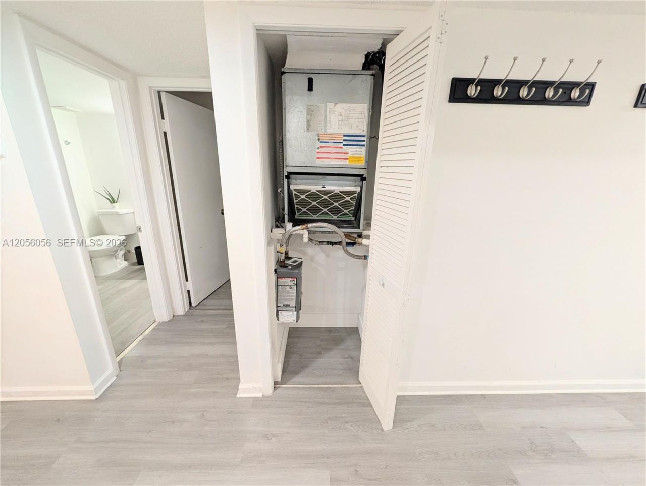 310 Lakeview Dr, Unit 105, Weston, FL 33326 Photo
