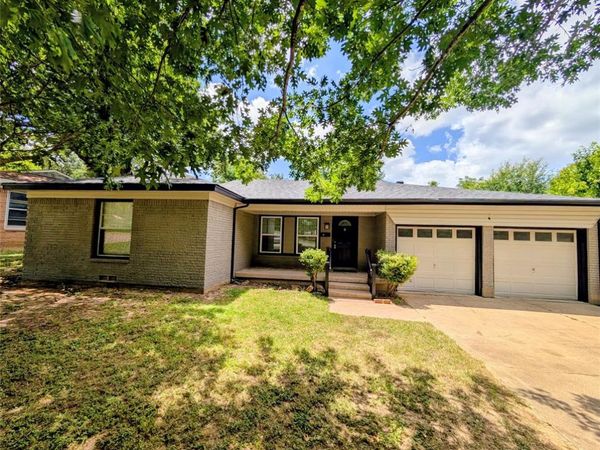 1706 Henderson Court , Irving, TX 75061