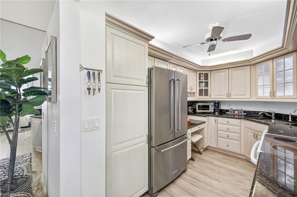 4001 Gulf Shore Blvd N, Unit 105, Naples, FL 34103 Photo