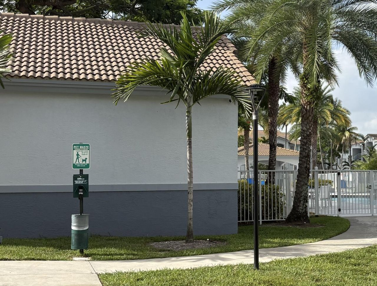 2640 S University Drive S, Unit 127, Davie, FL 33328 Photo