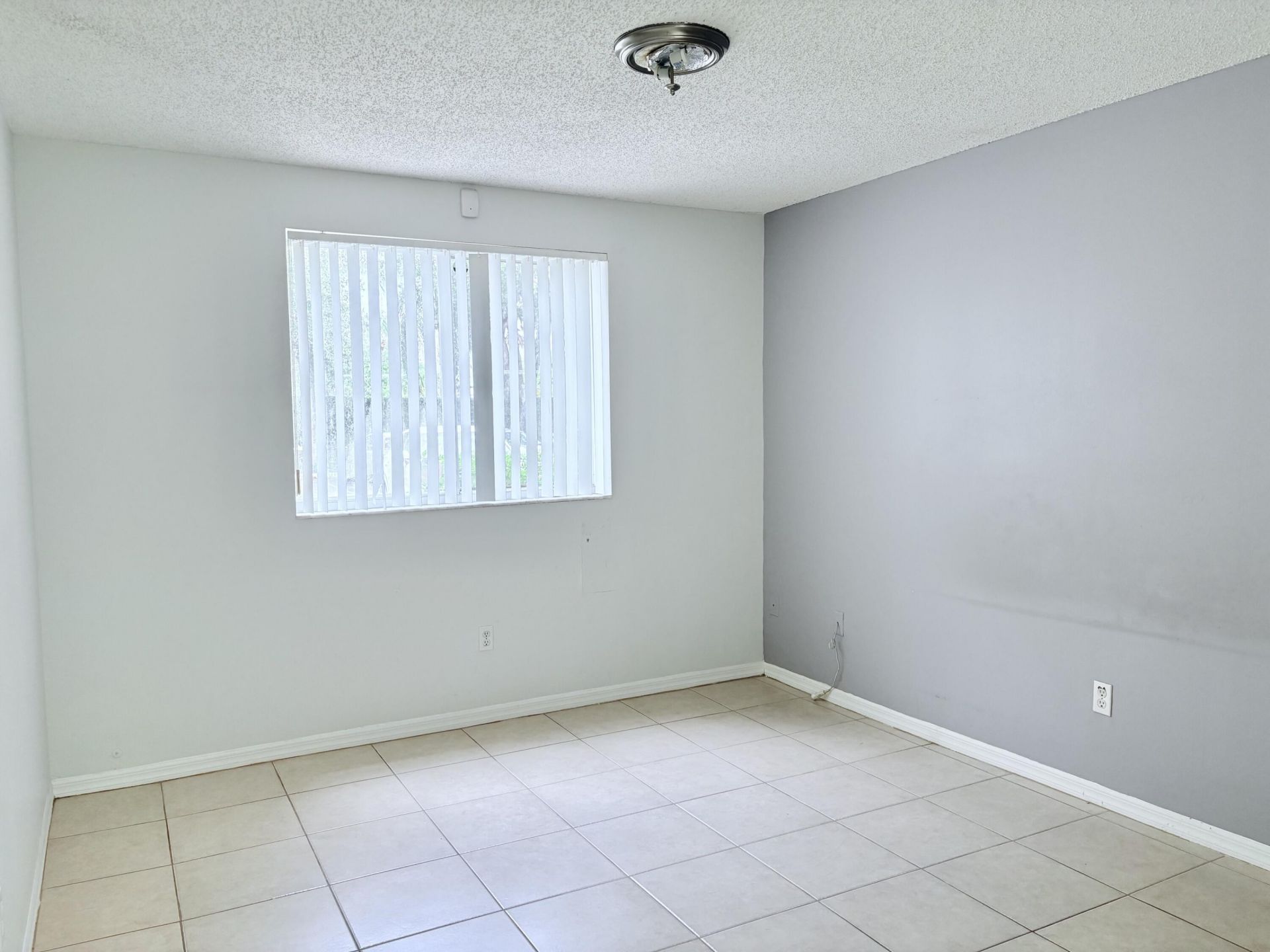 2640 S University Drive S, Unit 127, Davie, FL 33328 Photo