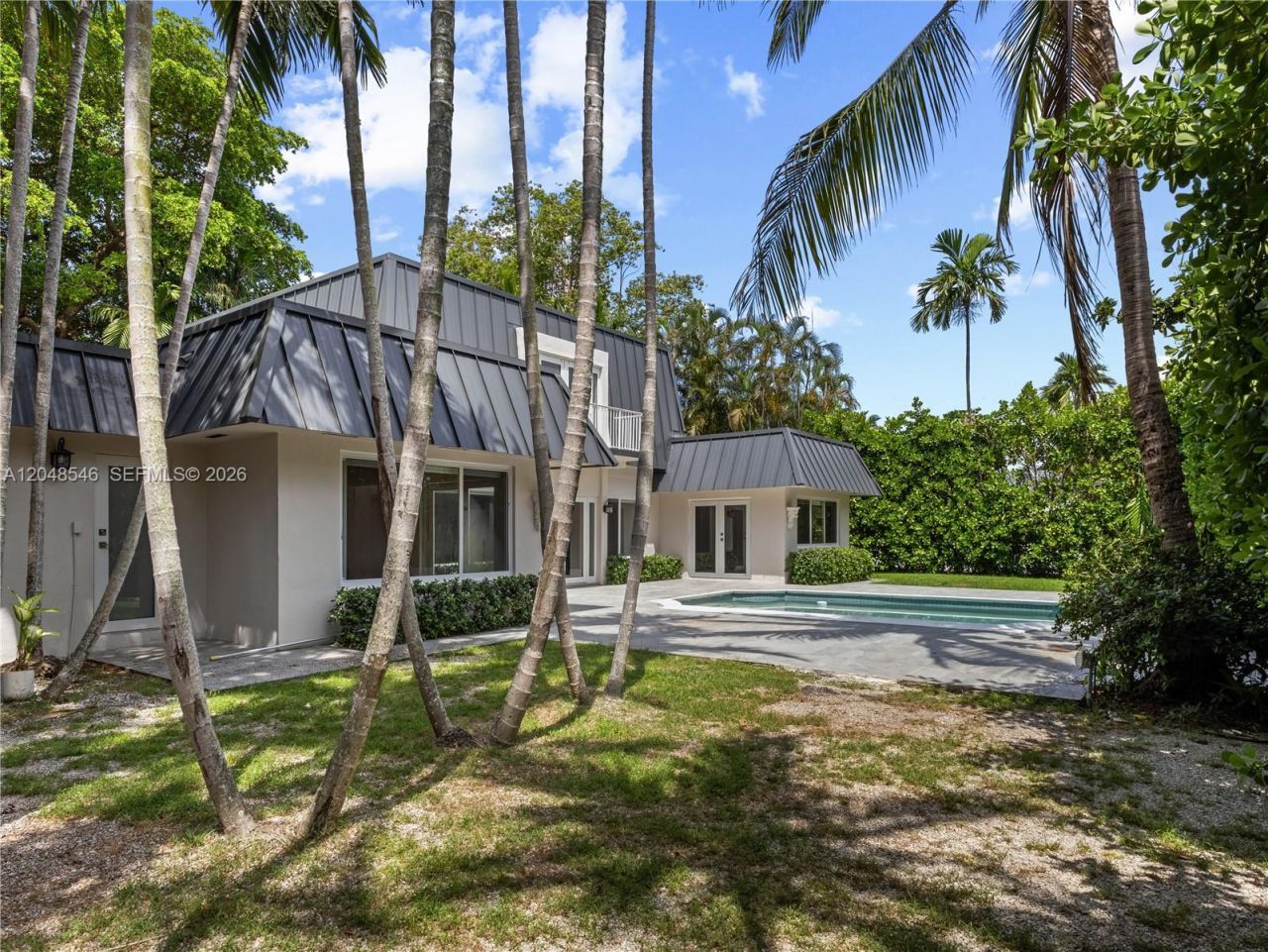 651 S Mashta Dr , Unit 651, Key Biscayne, FL 33149 Photo