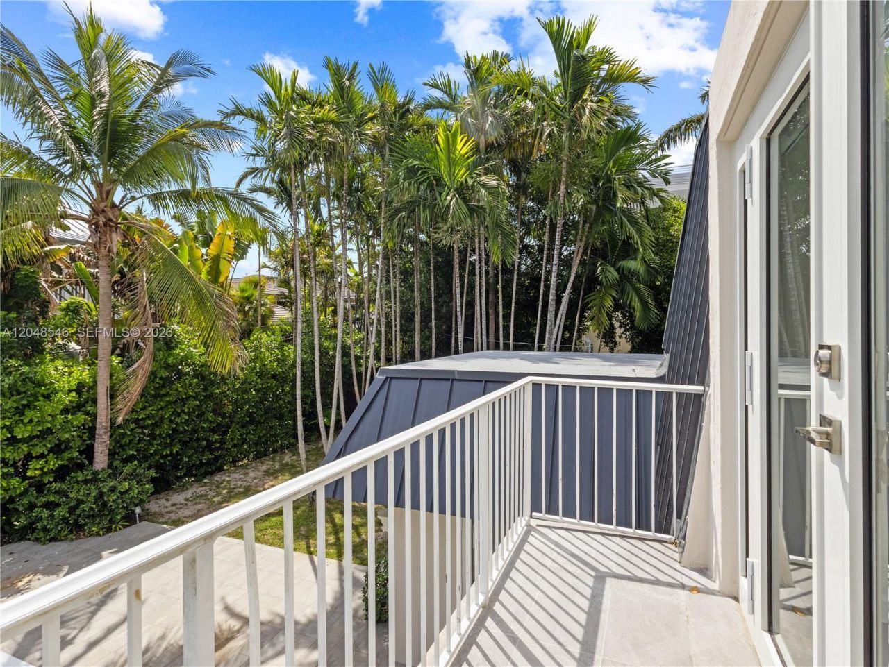 651 S Mashta Dr , Unit 651, Key Biscayne, FL 33149 Photo