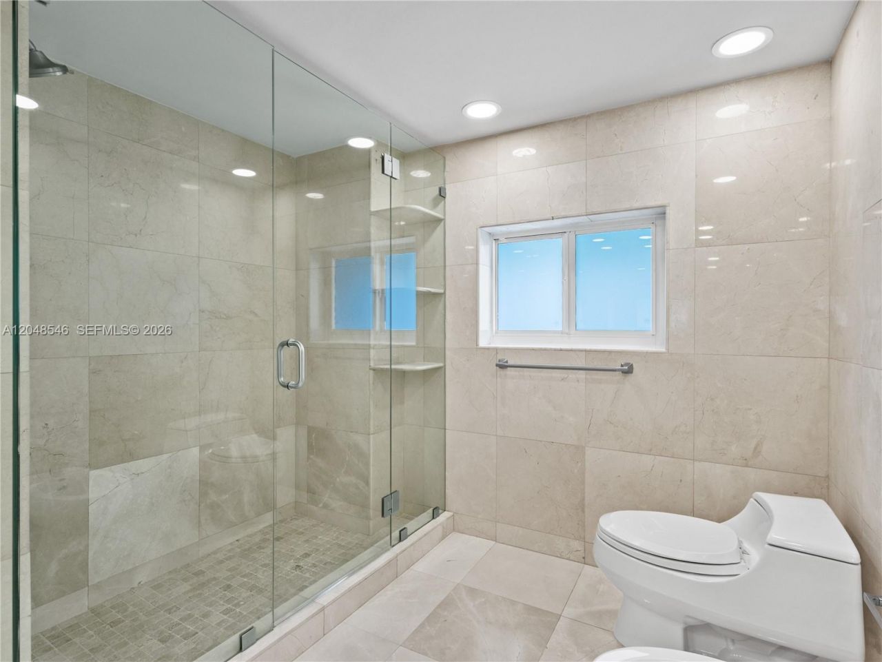 651 S Mashta Dr , Unit 651, Key Biscayne, FL 33149 Photo