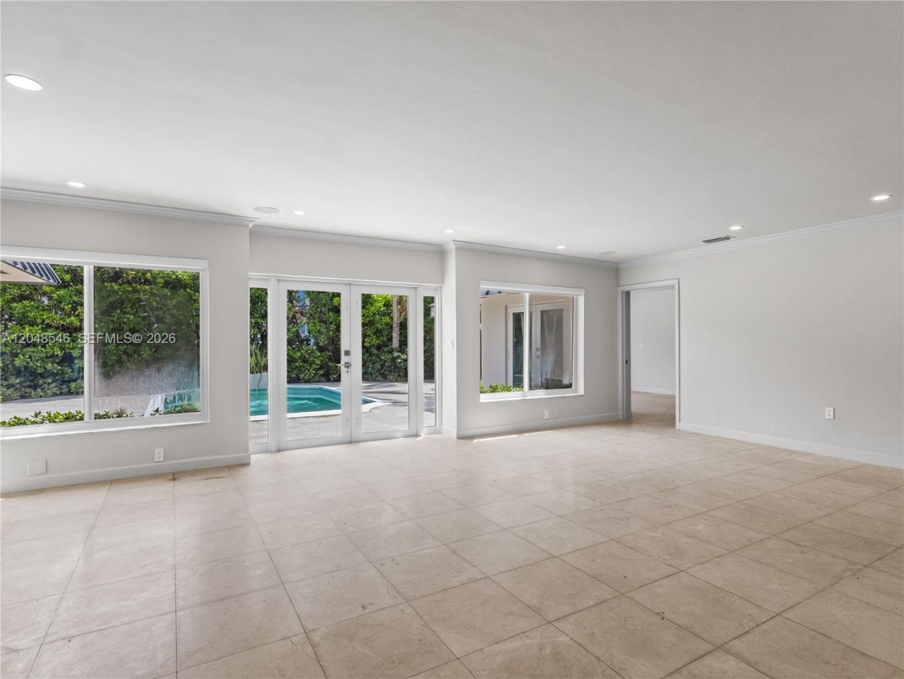 651 S Mashta Dr , Unit 651, Key Biscayne, FL 33149 Photo