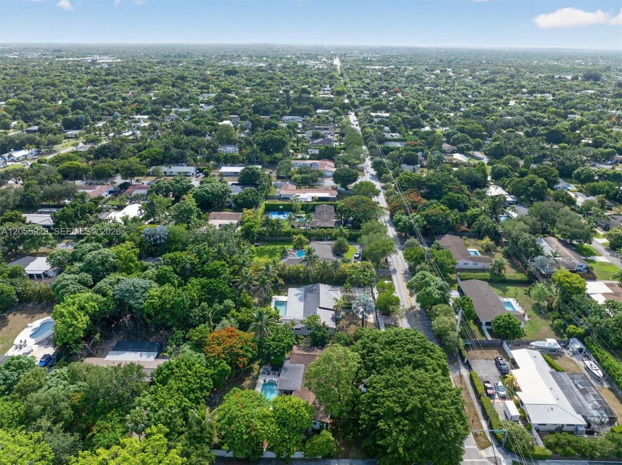 8220 SW 152nd St, Palmetto Bay, FL 33157 Photo