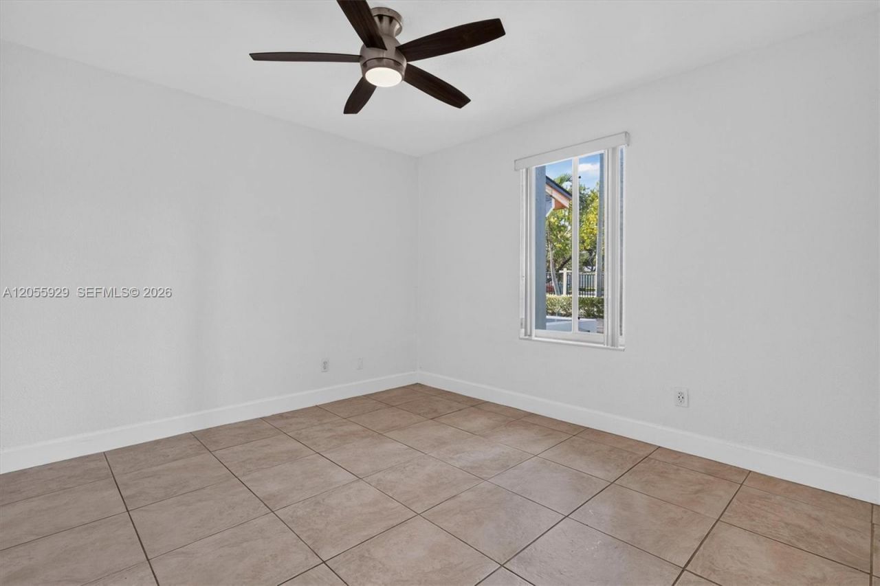 8220 SW 152nd St, Palmetto Bay, FL 33157 Photo