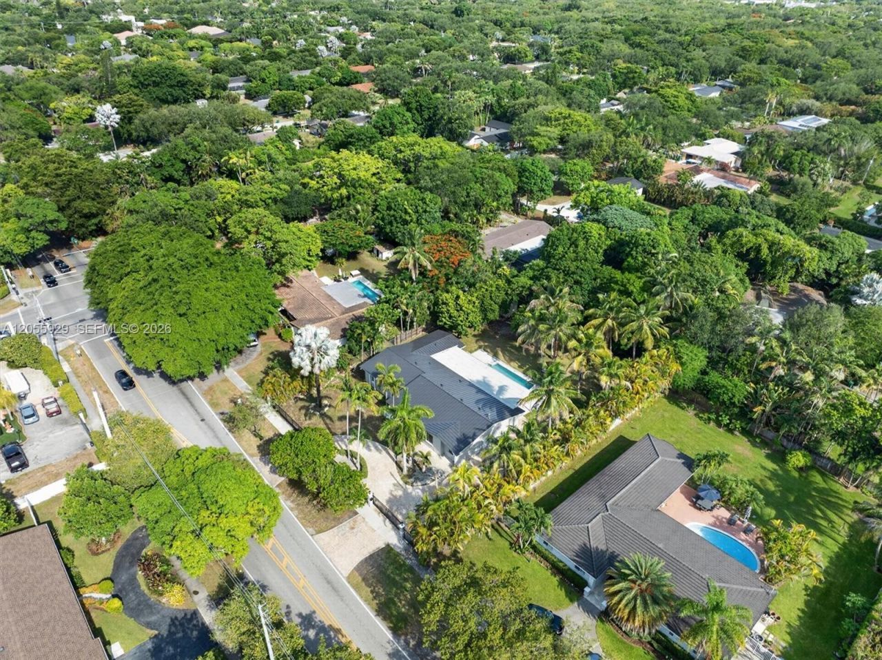 8220 SW 152nd St, Palmetto Bay, FL 33157 Photo