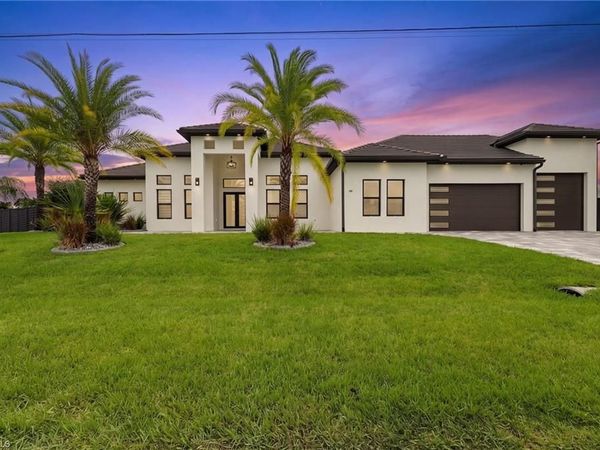 455 SE 17th AVE, CAPE CORAL, FL 33990
