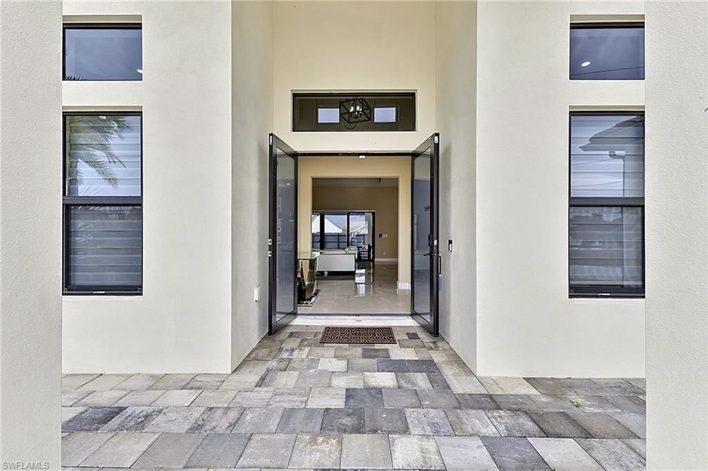 455 SE 17th Ave, Cape Coral, FL 33990 Photo