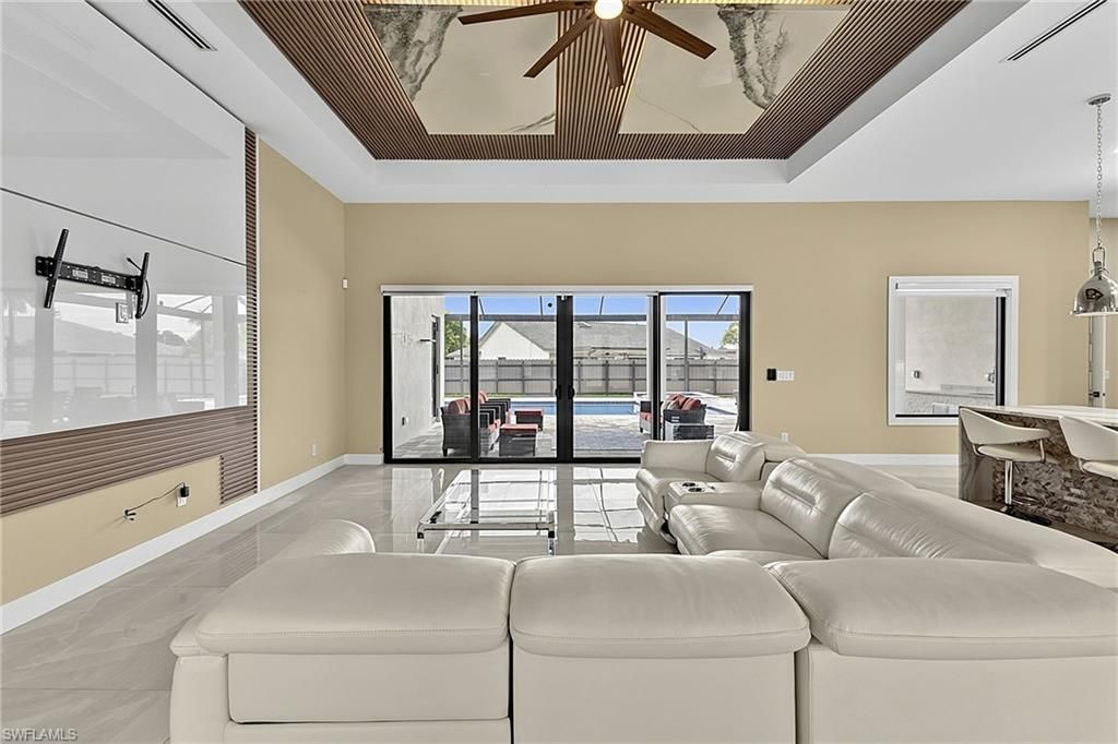 455 SE 17th Ave, Cape Coral, FL 33990 Photo