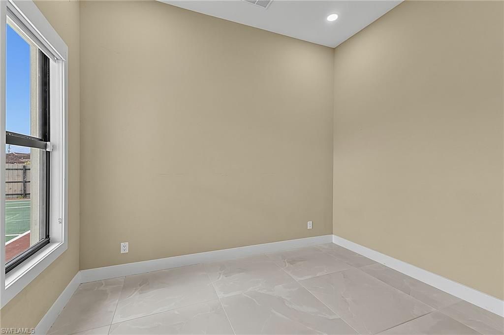455 SE 17th Ave, Cape Coral, FL 33990 Photo