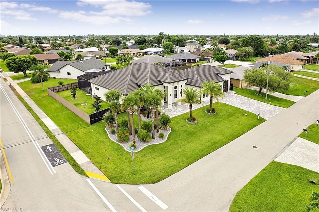 455 SE 17th Ave, Cape Coral, FL 33990 Photo