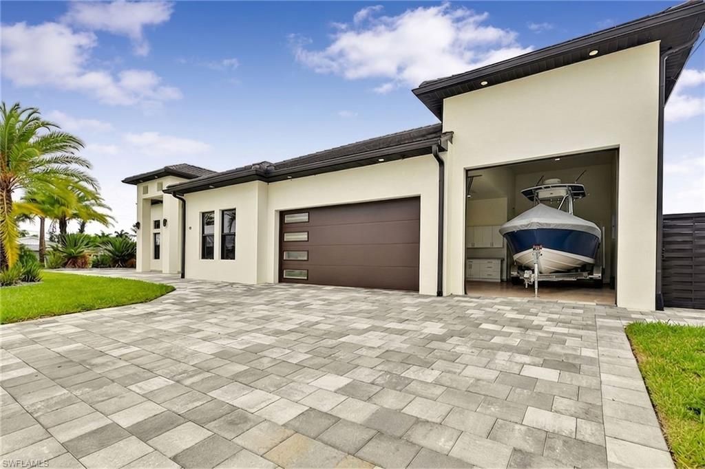 455 SE 17th Ave, Cape Coral, FL 33990 Photo