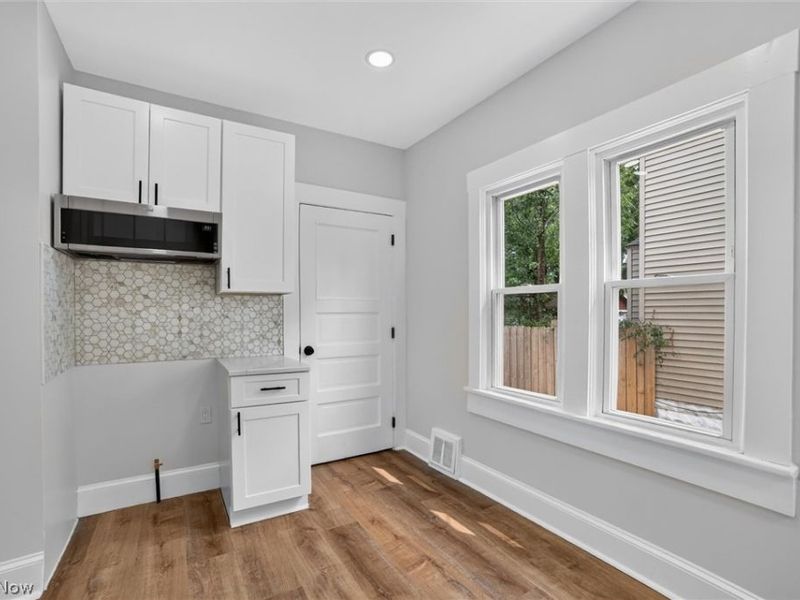 3063 W 103rd Street, Cleveland, OH 44111 Photo 13