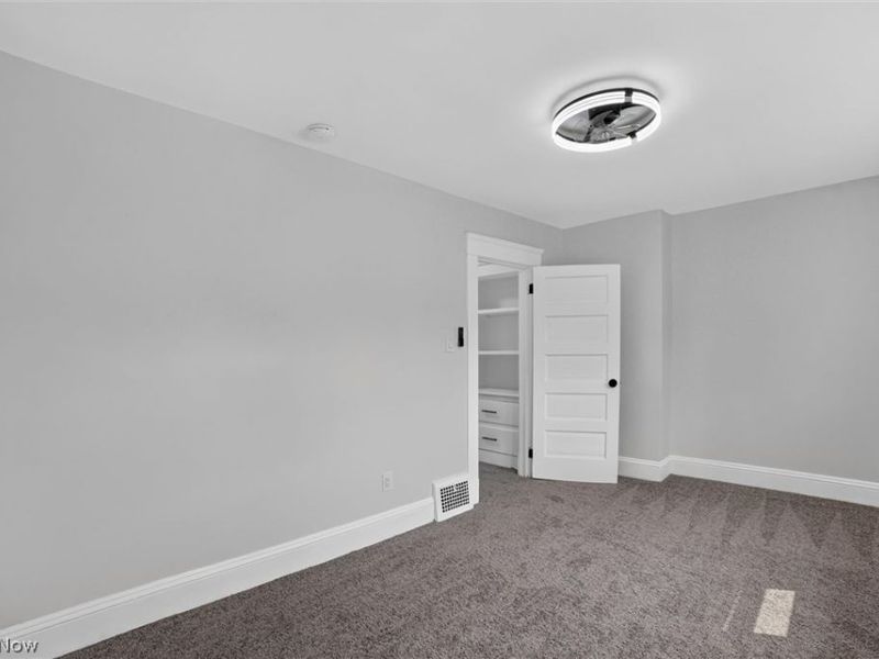 3063 W 103rd Street, Cleveland, OH 44111 Photo 18