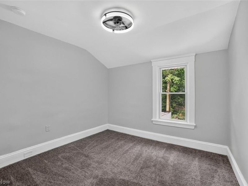 3063 W 103rd Street, Cleveland, OH 44111 Photo 20